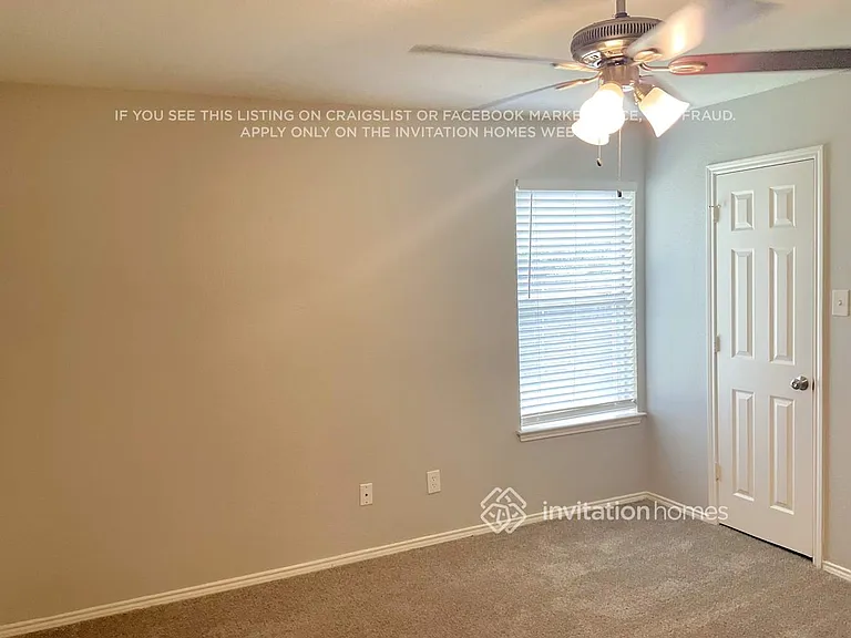421 Candlestick Trl — Photo 14