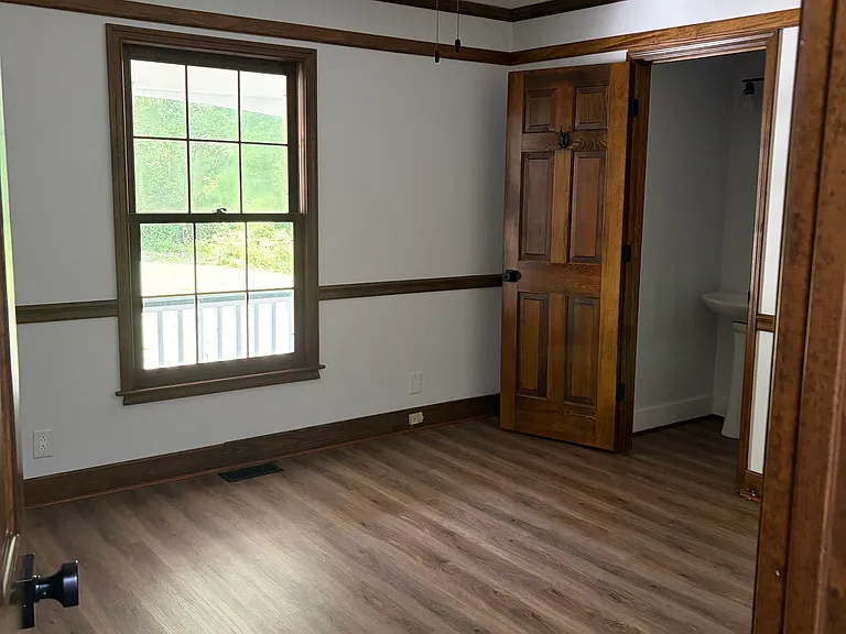 412 Hummingbird Way — Photo 3