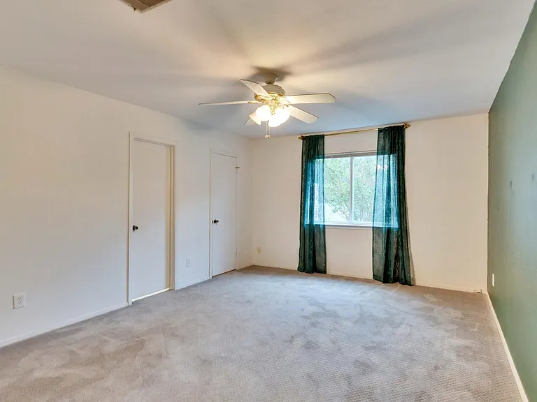 9706 Moorberry St — Photo 10