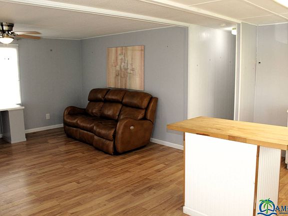 3rd image of 110 W Sterling Way