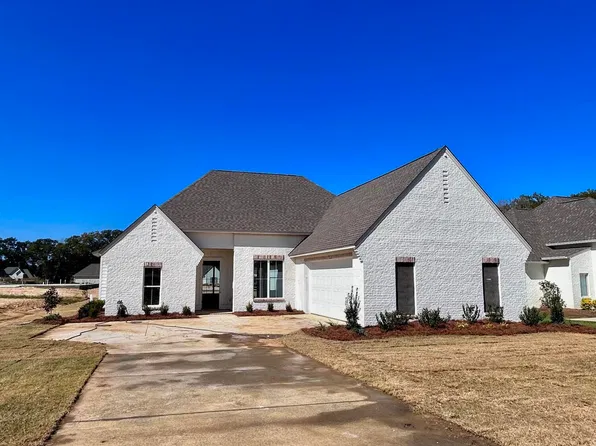 552 Lavender Way, Canton, MS 39046