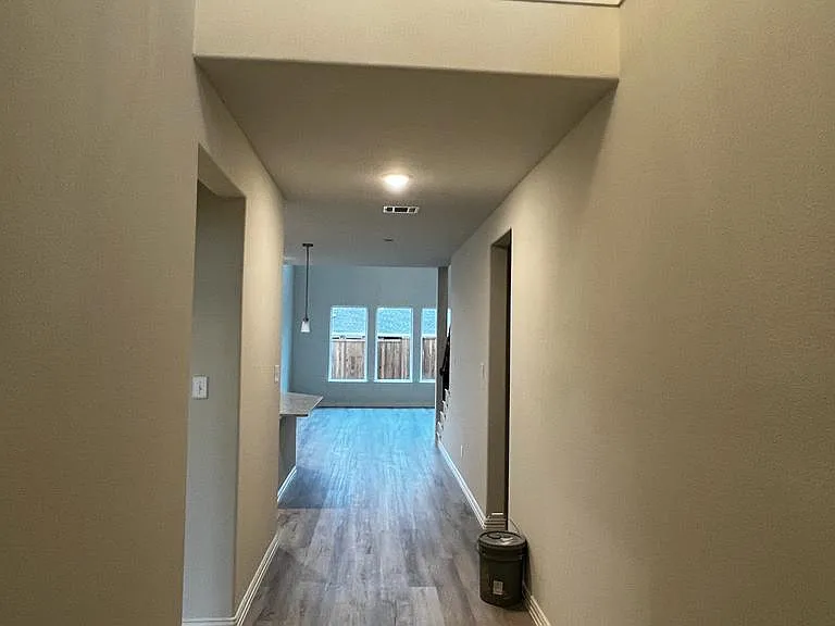 13088 Mizell Ln — Photo 2