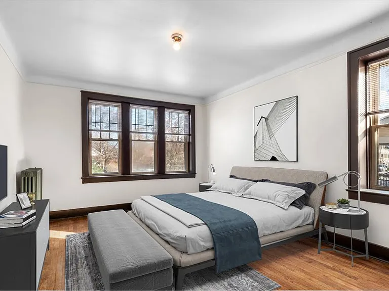 Mavor Apartments — Photo 7