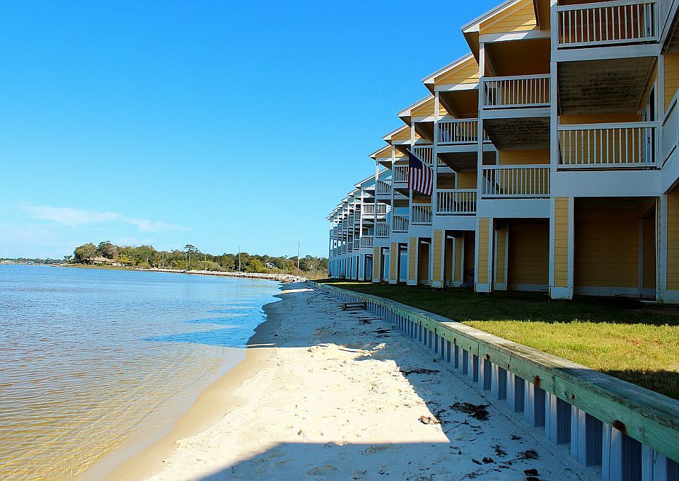 16014 Innerarity Point Rd Pensacola, FL, 32507 Apartments for Rent