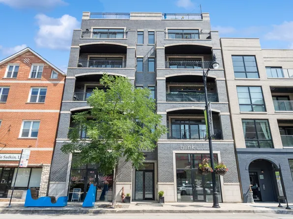 1650 W Belmont Ave #3W, Chicago, IL 60657