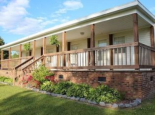 3833 Kings Crossroads Rd, Greenville, NC 27834