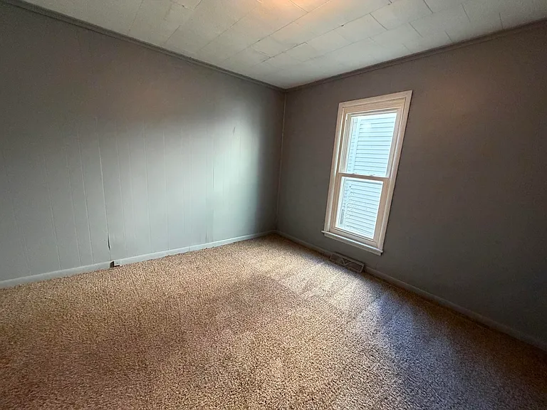 1410 Sherman St — Photo 12