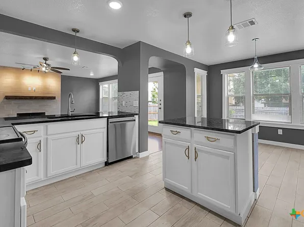 309 Fallen Leaf Ln, Temple, TX 76502