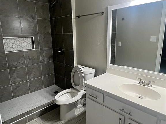 5th image of 4413 J A Garcia St