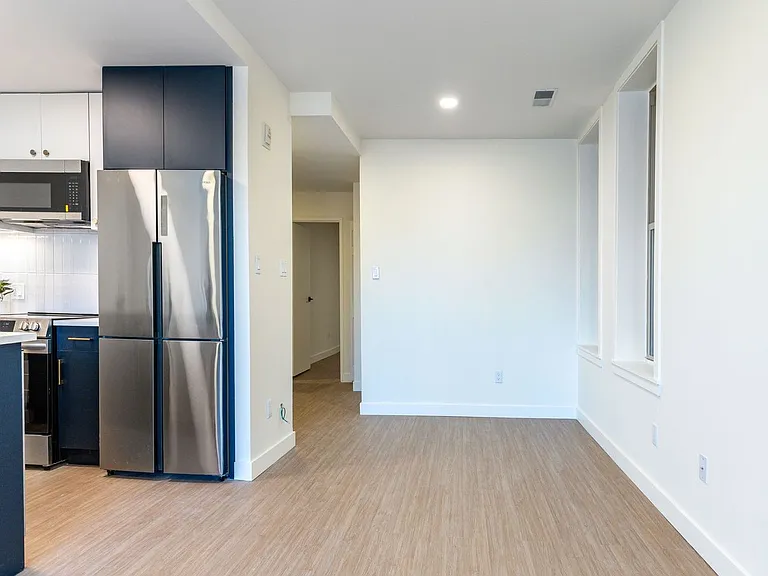 Carriage House — Photo 58