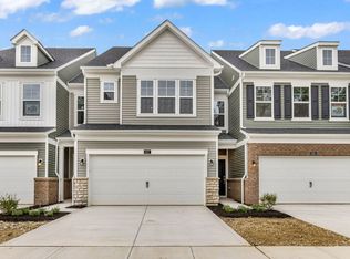 3377 Abberley Dr, New Albany, OH 43054