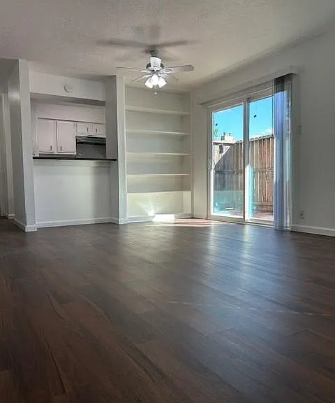 10555 Turtlewood Ct #516 — Photo 6