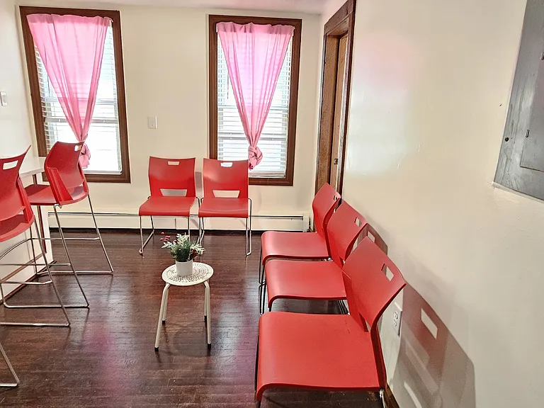 21 Central St #2 — Photo 7