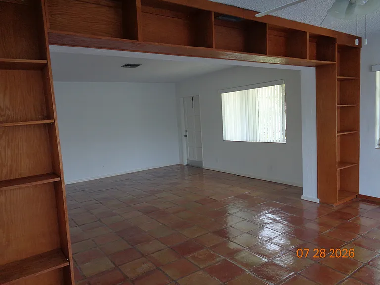 115 Hendricks Isle — Photo 9