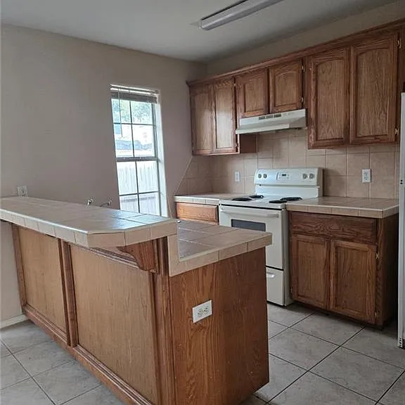 1711 Tampa St #A — Photo 5