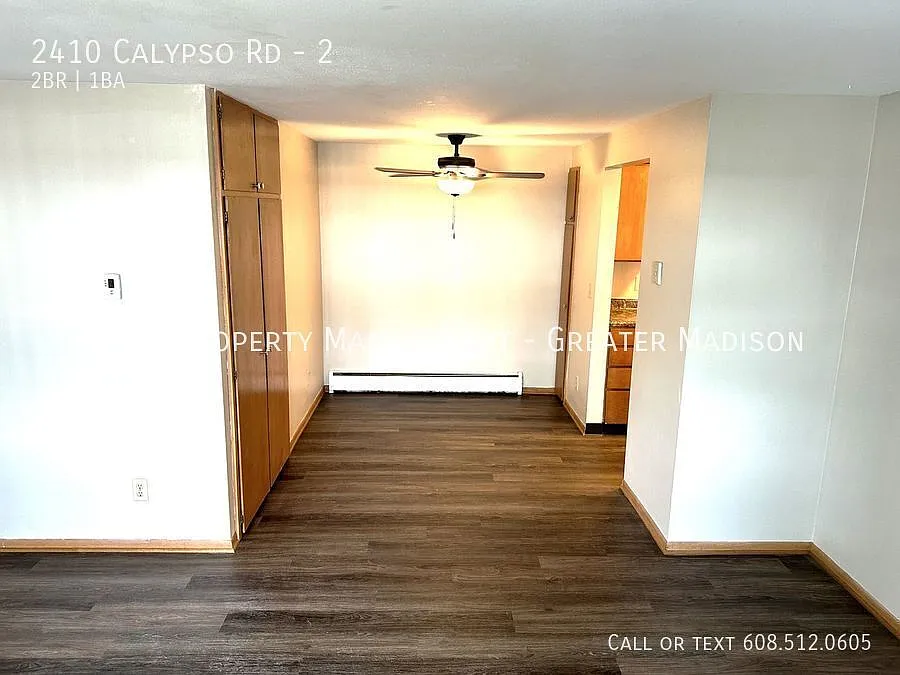 Beautiful Fully Remodeled 2 Bedroom Apartment On Madison's East Side. Heat And Water Included — Photo 2