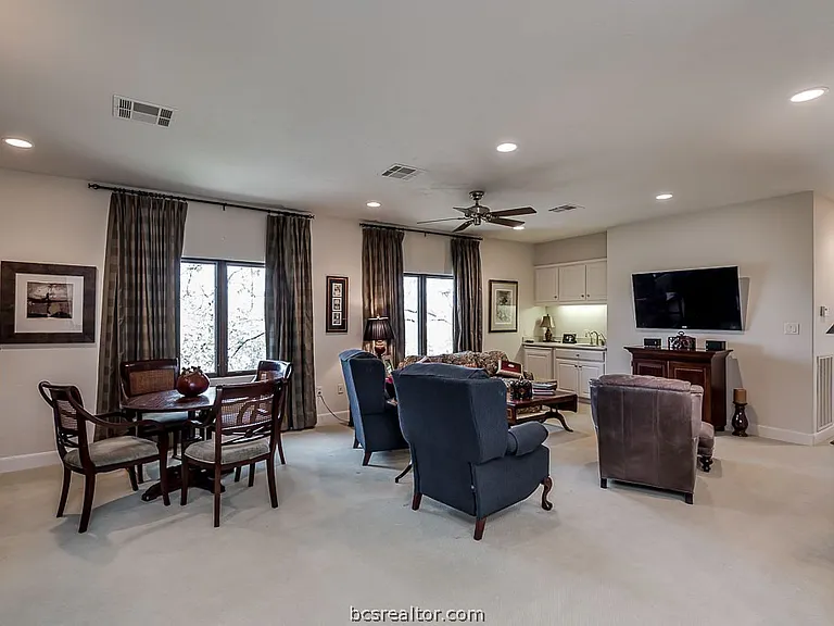 4763 Stonebriar Cir — Photo 15