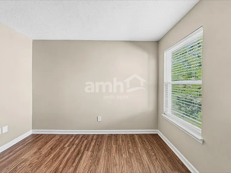 10942 Alamosa Dr — Photo 16