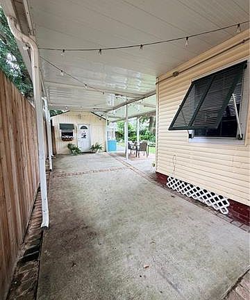 3rd image of 39 Davis Blvd