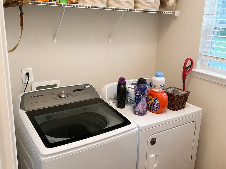6245 Thorncrest Dr — Photo 11