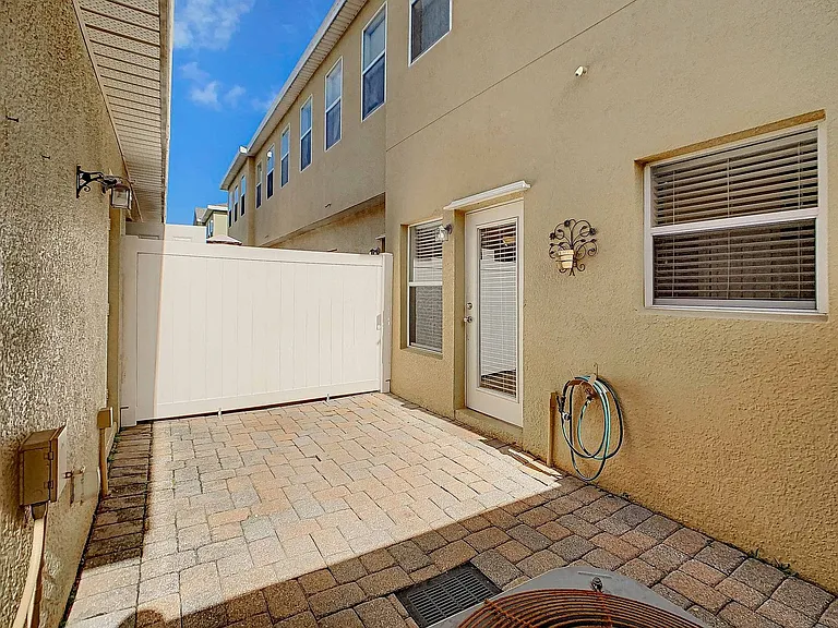 13306 Daniels Landing Cir — Photo 12