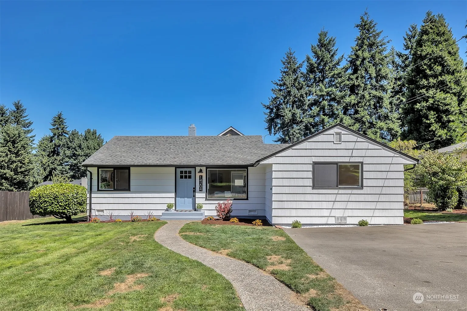 14204 6th Avenue S photo 1