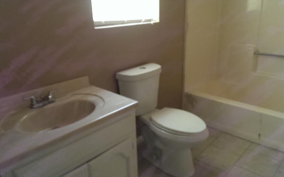 2nd image of 8435 Warren Dr