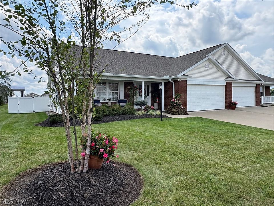1st image of 51982 Blue Spruce Dr