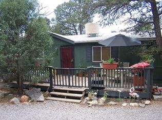 4 Rampart Rd, Tijeras, NM 87059