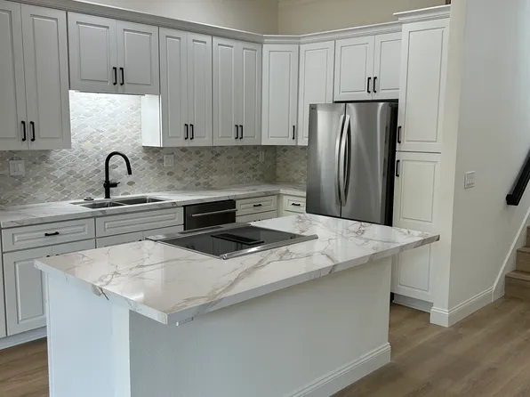 744 Wingate Bay, Costa Mesa, CA 92626
