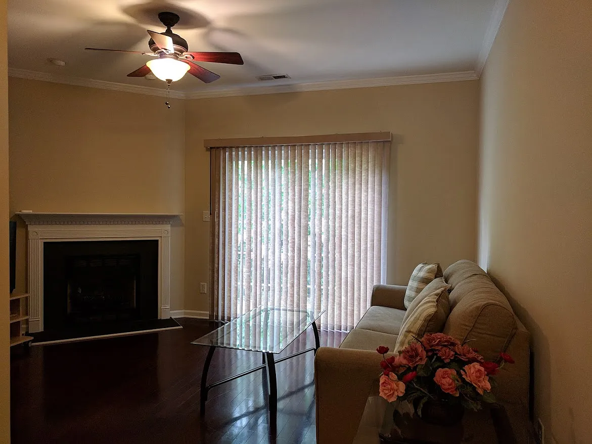 3 bed, 3.5 bath, 1529 sqft, $1,800 — Photo 2