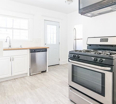 4th image of 1722 Morton Ave #1722