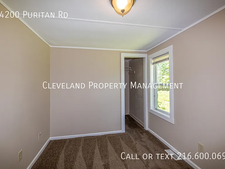24200 Puritan Rd — Photo 11