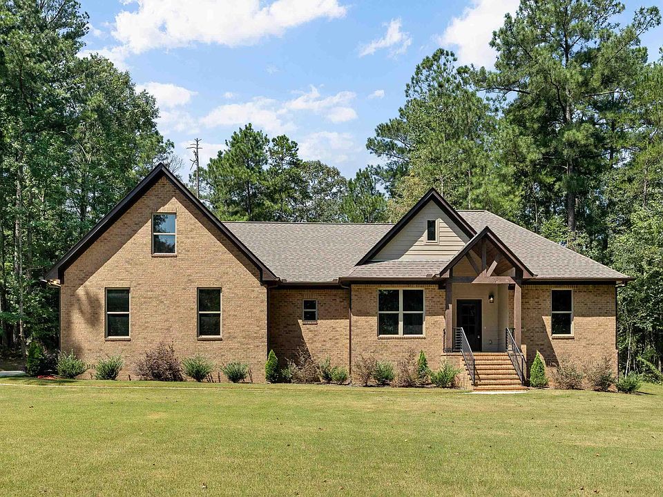 1st image of 435 Eagle Pointe Dr
