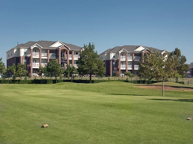 The Greens at Oklahoma City — Photo 9
