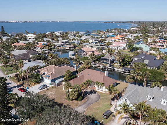 5th image of 418 River View Ln