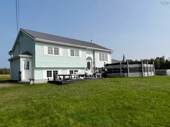 2361 N Wallace Rd, Pictou, NS B0K 2A0