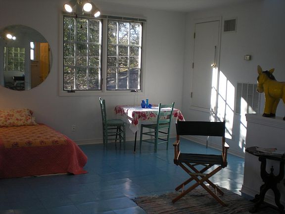 LARGE WINDOW