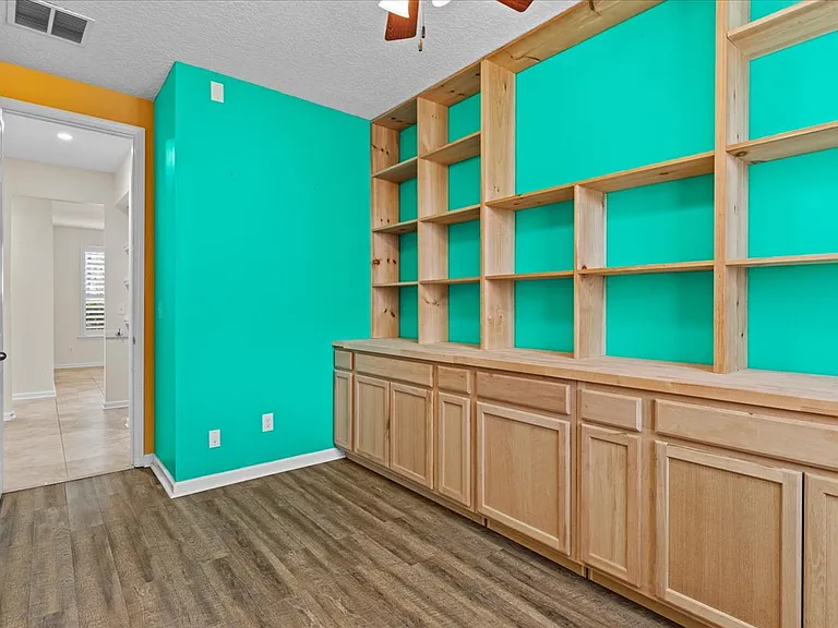 1201 E Redrock Ridge Ave — Photo 13