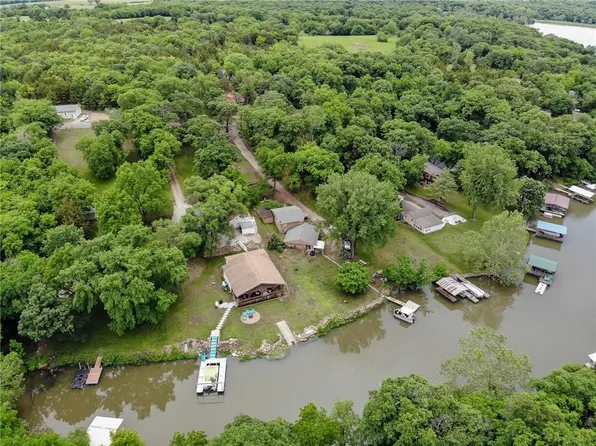 5103 Saratoga Dr, Mc Louth, KS 66054