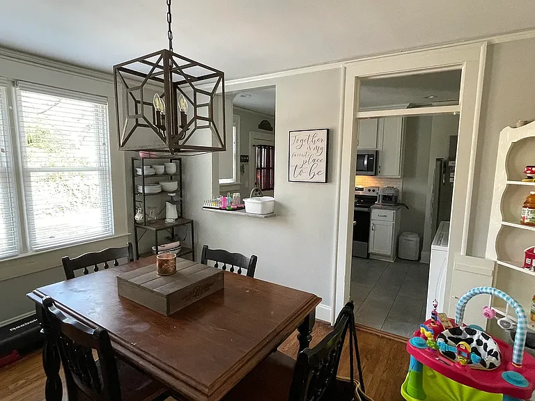 208 Greenwood Ave #B — Photo 13