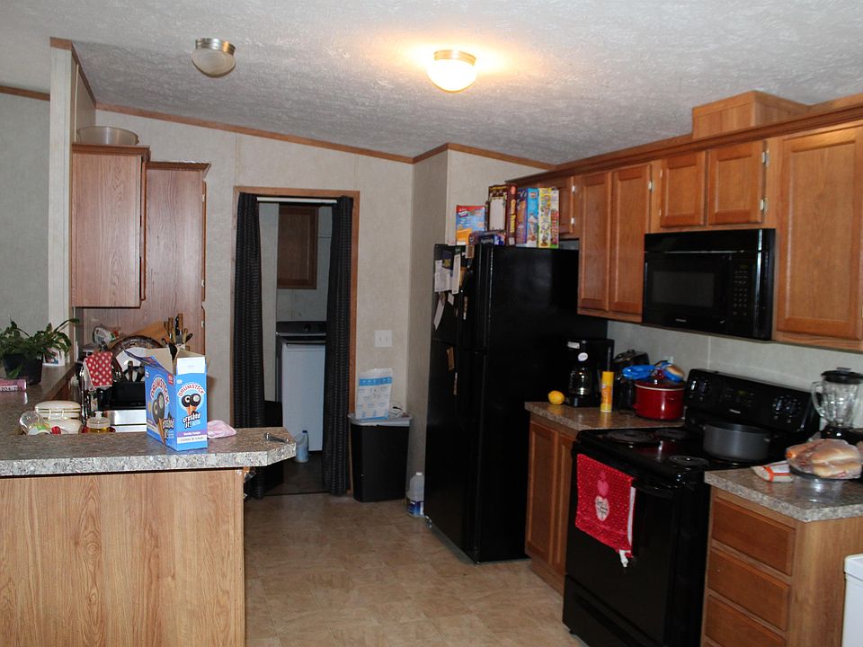 2nd image of 351 Paddock Cir