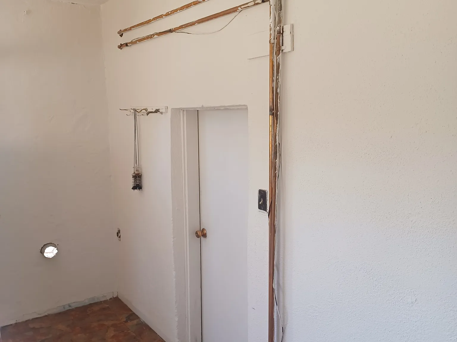 2 bed, 800 sqft, $1,000 — Photo 3
