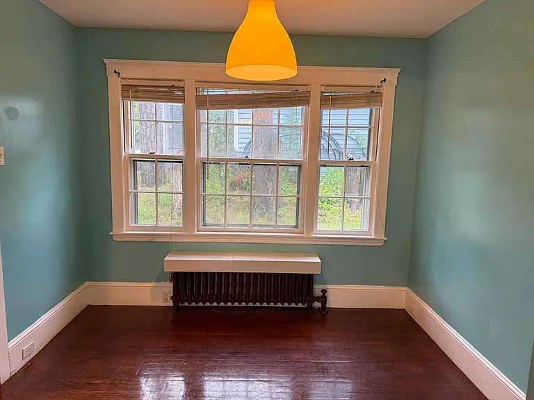 135 Pearl St — Photo 4