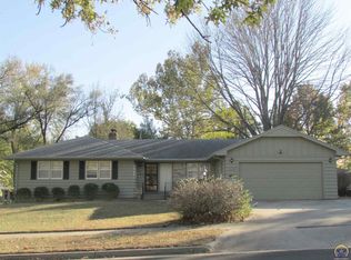 5225 SW 23rd Ter, Topeka, KS 66614