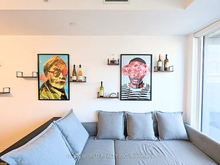 251 Jarvis St #932 — Photo 6
