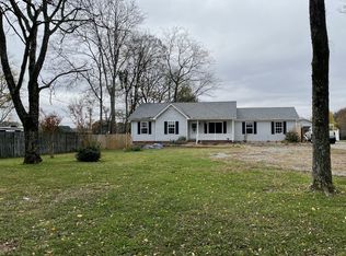 137 Stones River Ln, Murfreesboro, TN 37128