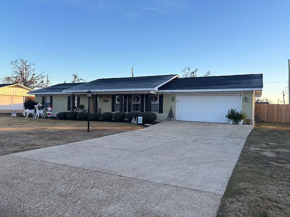 507 Meadowbrook Cir, Amory, MS 38821