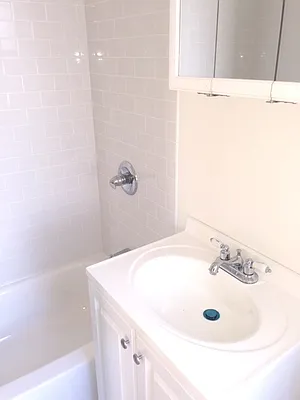 Rented by Citi Habitats | media 25