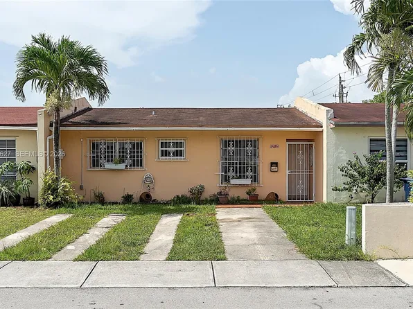 10112 SW 23rd St, Miami, FL 33165